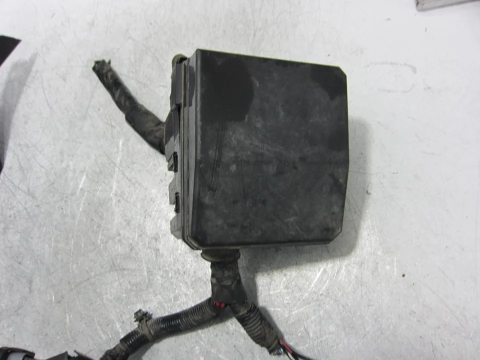 Foto de CAJA RELES / FUSIBLES MITSUBISHI ASX (GA0W) 1.6 CAT (117 CV / 86 KW) referencia 8565A268