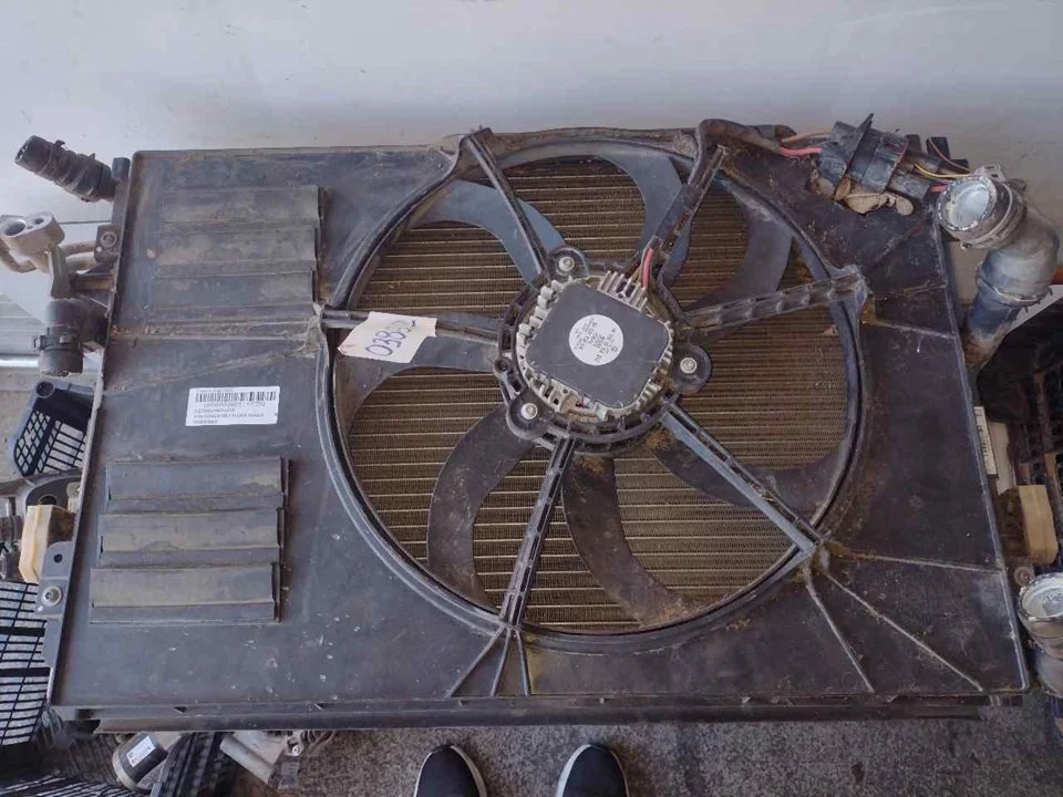 Foto de ELECTROVENTILADOR VOLKSWAGEN GOLF VI (5K1)(10.2008) 1.2 TSI (105 CV / 77 KW) referencia 1K0959455FB