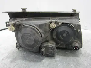 Foto de FARO DERECHO VOLKSWAGEN PASSAT BERLINA (3B2) referencia 153873 foto 2