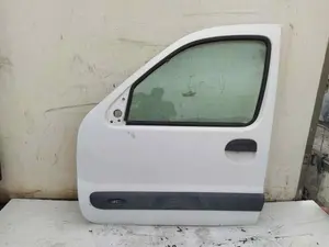 Foto de PUERTA DELANTERA IZQUIERDA RENAULT KANGOO I (F/KC0) 1.5 dCi Diesel (65 CV / 48 KW)