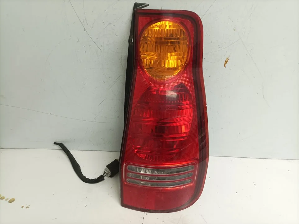 Foto de PILOTO TRASERO DERECHO HYUNDAI MATRIX (FC) referencia 92402170