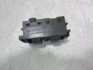 Foto de INTERRUPTOR RENAULT TRAFIC III FURGÓN 1.6 dCi Diesel Energy (120 CV / 88 KW) referencia 1259354X foto 3