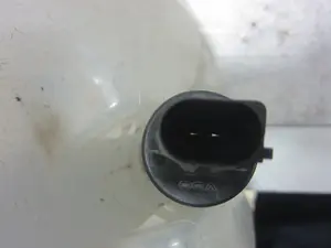 Foto de BOMBA LIMPIA PORSCHE PANAMERA (TIPO 970) referencia 97062450200 foto 2
