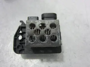 Foto de RESISTENCIA CALEFACCION PEUGEOT 308 1.6 HDi (92 CV / 68 KW) referencia 9673999980 foto 4