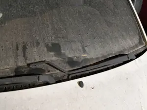Foto de BRAZO LIMPIA DELANTERO IZQUIERDO PEUGEOT EXPERT FURGÓN COMFORT (1995)