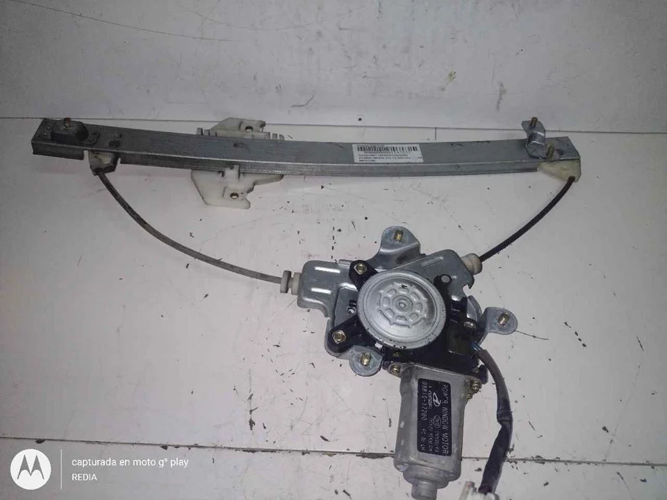 Foto de ELEVALUNAS TRASERO IZQUIERDO HYUNDAI MATRIX (FC) 1.5 CRDi CAT (82 CV / 60 KW) referencia 9881017200