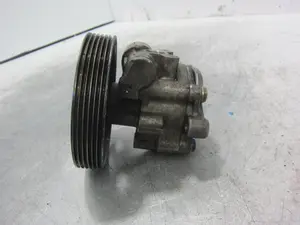 Foto de BOMBA DIRECCION FORD FIESTA (CBK) referencia UP2S6C foto 6