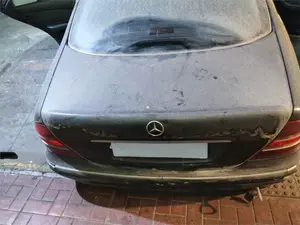 Foto de PORTON TRASERO MERCEDES-BENZ CLASE S (BM 220) BERLINA