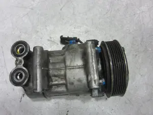 Foto de COMPRESOR AIRE ACONDICIONADO FORD FIESTA (CB1) 1.4 TDCi CAT (68 CV / 50 KW) referencia 2S6119D629AF foto 6