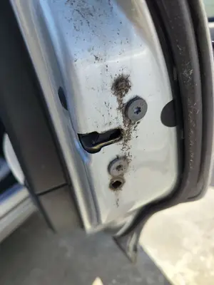 Foto de CERRADURA PUERTA TRASERA DERECHA CITROEN C4 BERLINA 1.6 16V HDi (90 CV / 66 KW) referencia 9137Q2