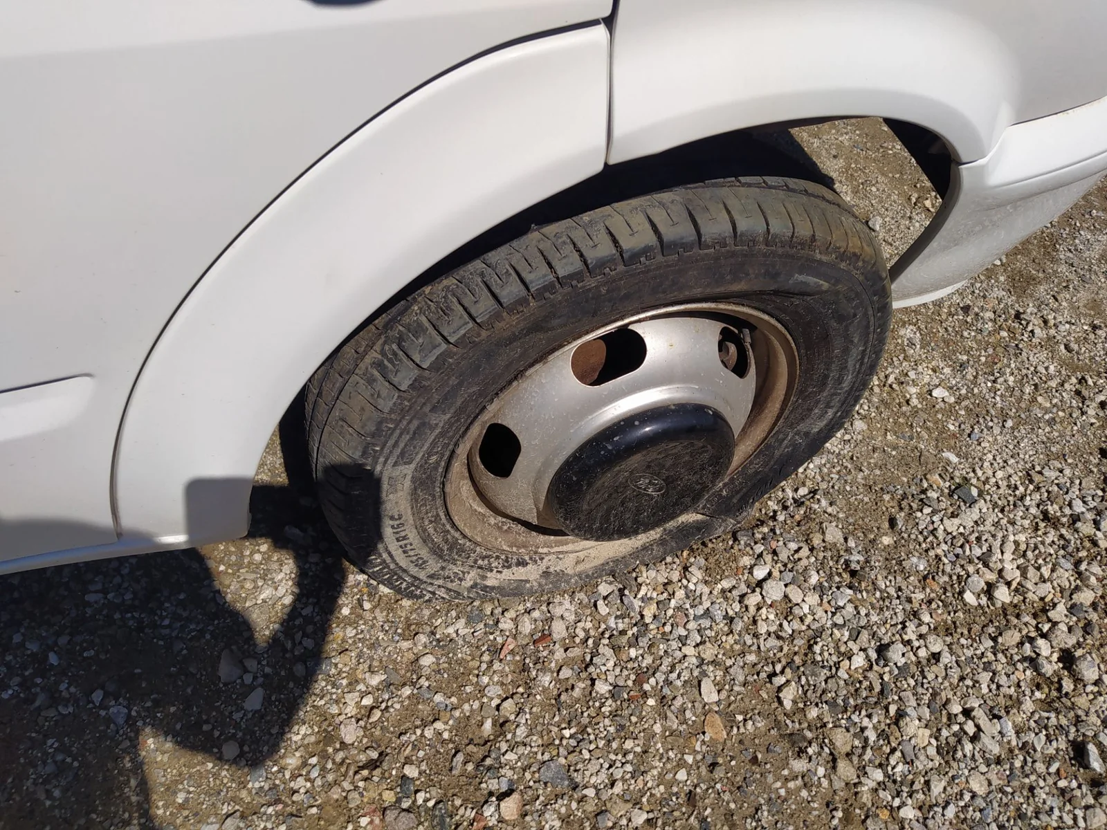 Foto de AMORTIGUADOR DELANTERO DERECHO FORD TRANSIT CAJA ABIERTA (FY) 2.4 TDE CAT (120 CV / 88 KW) referencia 4540425