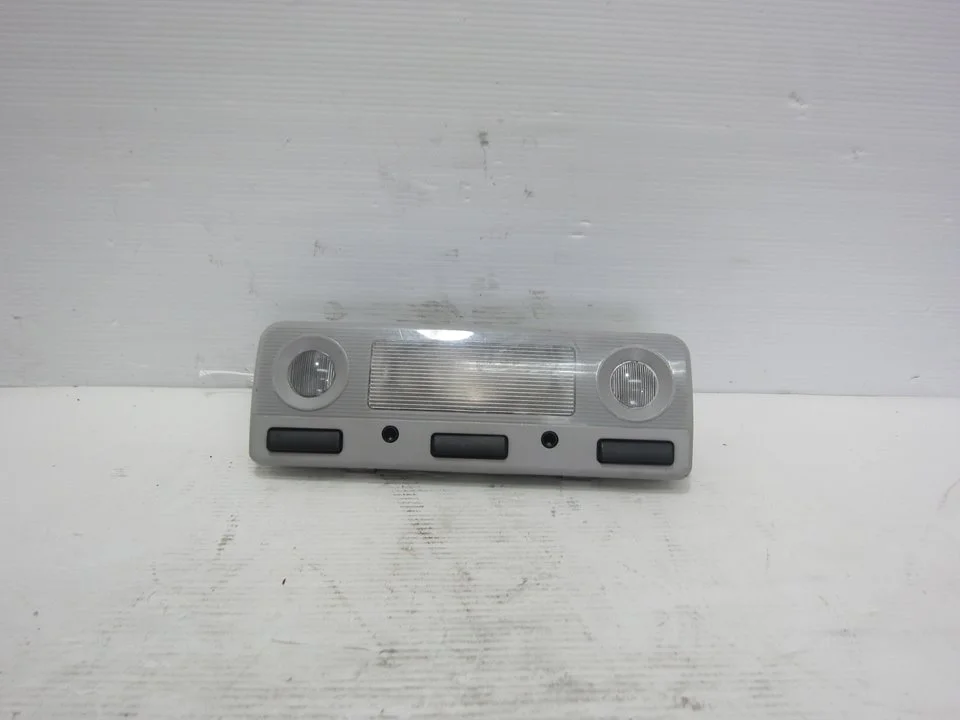 Foto de LUZ INTERIOR BMW SERIE 5 BERLINA (E39) 2.8 24V CAT (193 CV / 142 KW) referencia 8369511