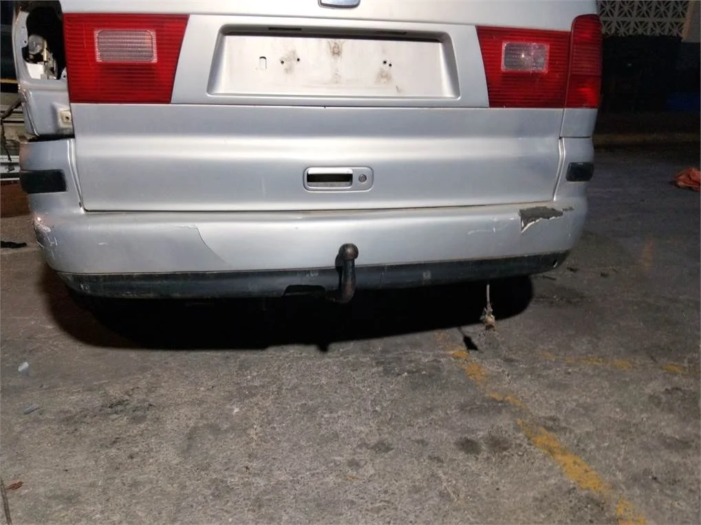 Foto de PARAGOLPES TRASERO SEAT ALHAMBRA (7V9)