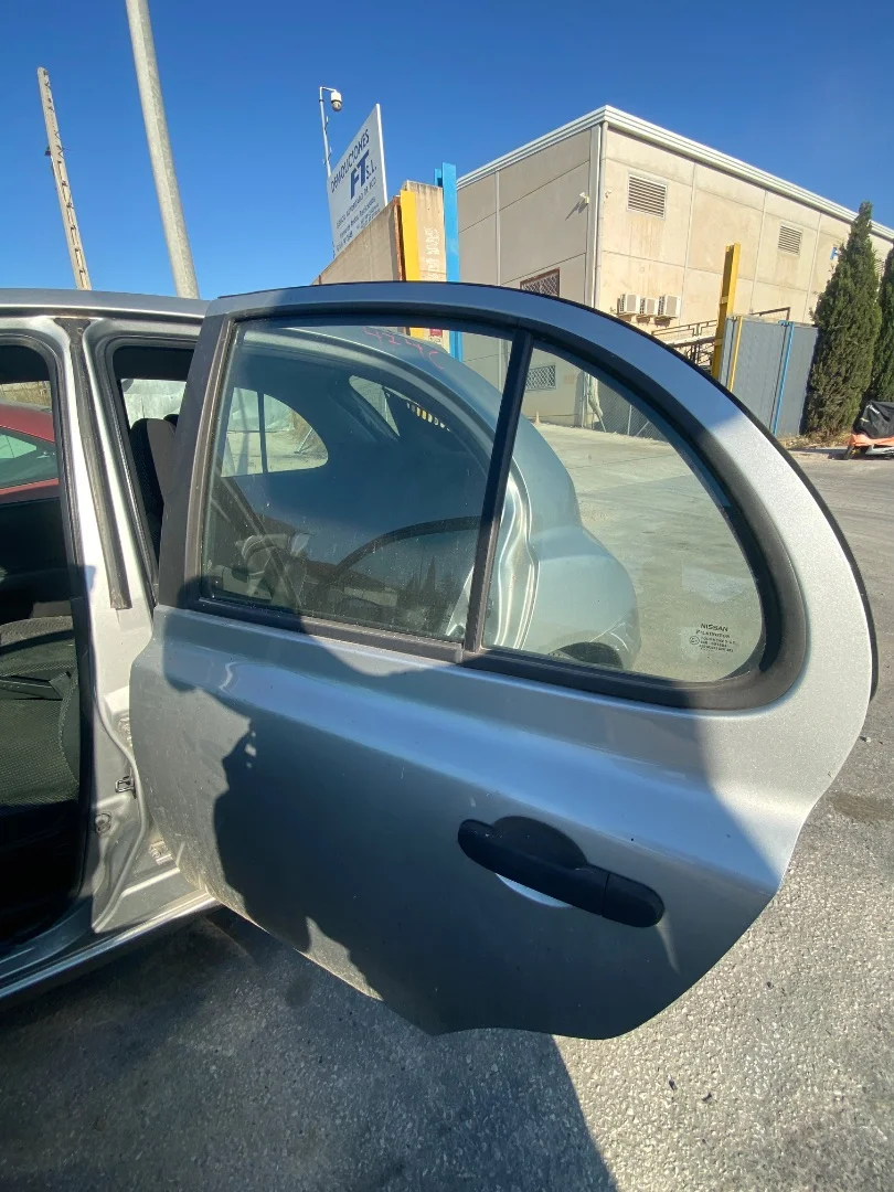 Foto de PUERTA TRASERA IZQUIERDA NISSAN MICRA (K12E) 1.2 CAT (65 CV / 48 KW) referencia 82101AX130