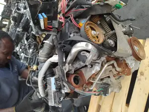 Foto de MOTOR COMPLETO RENAULT KANGOO II (F/KW0) referencia K9K860 foto 10
