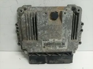 Foto de CENTRALITA MOTOR UCE OPEL ASTRA H BERLINA referencia 0281012694