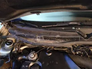 Foto de BRAZO LIMPIA DELANTERO DERECHO VOLKSWAGEN GOLF IV BERLINA (1J1)(10.1997)