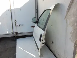 Foto de BOMBIN PUERTA DELANTERA IZQUIERDA FIAT II DOBLÒ (152) 1.3 16V JTD CAT (90 CV / 66 KW) foto 3