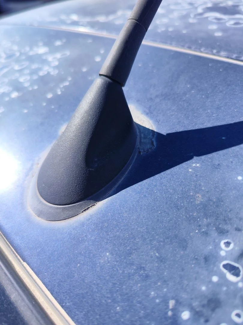 Foto de BASE DE ANTENA FORD FOCUS CABRIO (CA5) 2.0 TDCi CAT (136 CV / 100 KW)