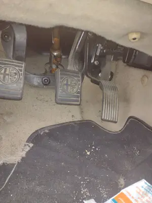 Foto de PEDAL FRENO ALFA ROMEO 159 (140) 1.9 JTD (M) 16V CAT (150 CV / 110 KW)