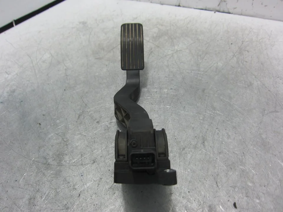 Foto de POTENCIOMETRO PEDAL PEUGEOT 307 BREAK / SW (S1)(04.2002) 2.0 HDi FAP CAT (107 CV / 79 KW) referencia 9646702180