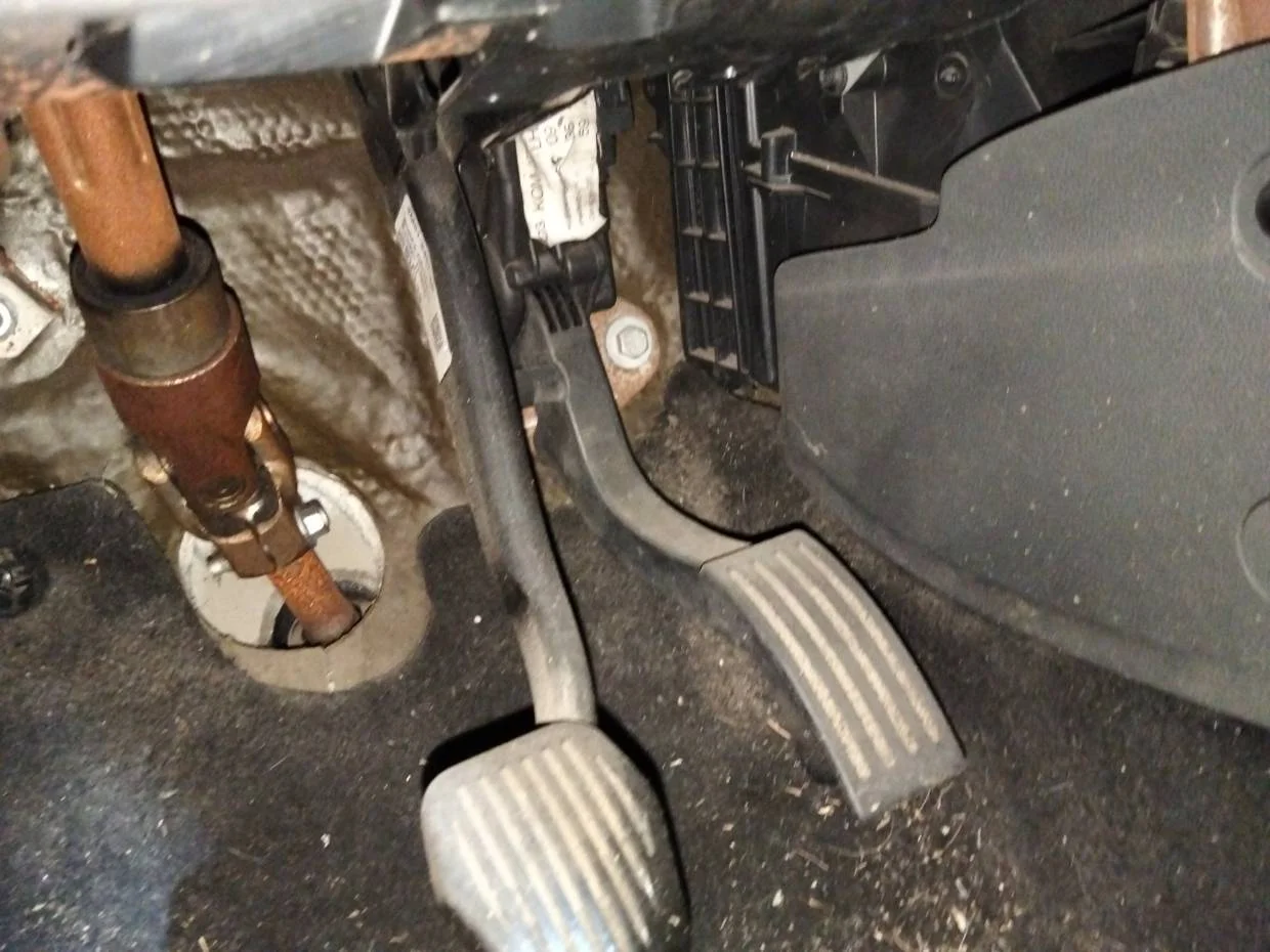 Foto de POTENCIOMETRO PEDAL FORD FOCUS SPORTBREAK (CAP) 1.6 TDCi CAT (90 CV / 66 KW)