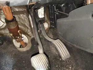 Foto de POTENCIOMETRO PEDAL FORD FOCUS SPORTBREAK (CAP) 1.6 TDCi CAT (90 CV / 66 KW)