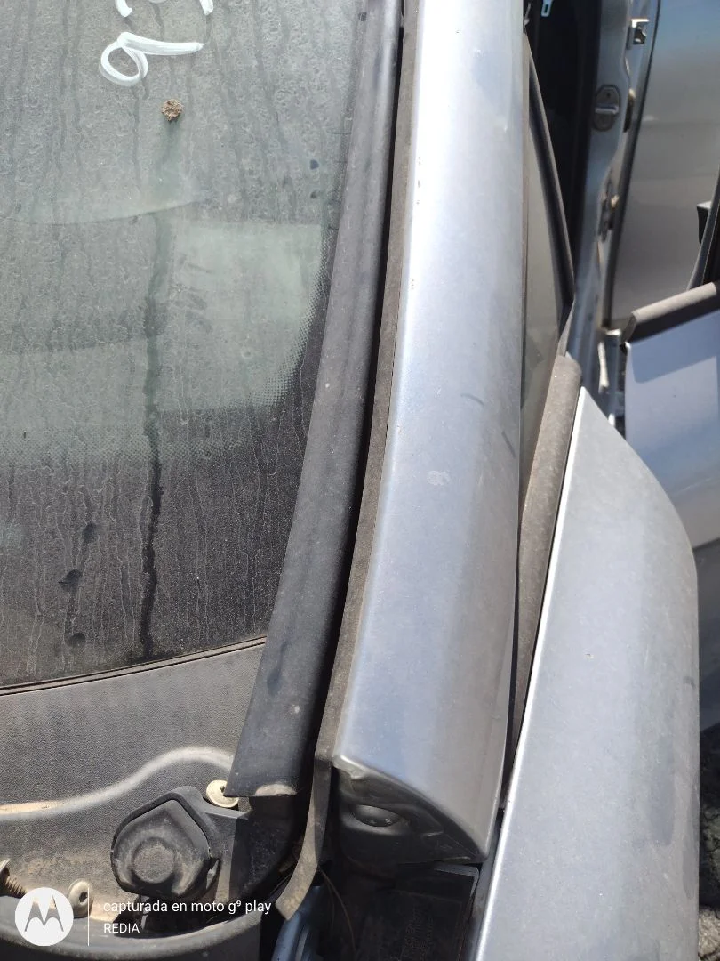 Foto de BRAZO LIMPIA DELANTERO DERECHO SEAT LEON (1P1) 1.9 TDI (105 CV / 77 KW) referencia 1P0955410A FKZ