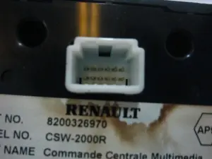 Foto de MANDO MULTIFUNCION RENAULT ESPACE IV (JK0) 2.0 16V Turbo (170 CV / 125 KW) referencia 8200326970 foto 5