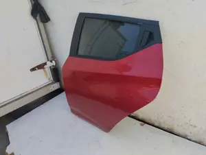 Foto de PUERTA TRASERA IZQUIERDA NISSAN MICRA (K14) 0.9 CAT (90 CV / 66 KW) foto 6