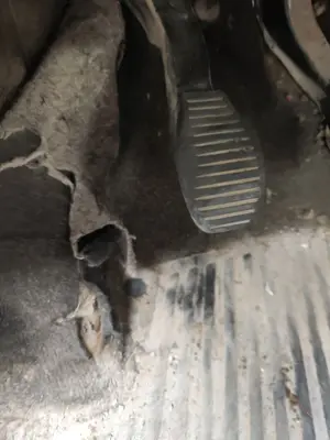 Foto de PEDAL EMBRAGUE OPEL CORSA D 1.3 16V CDTI (75 CV / 55 KW)