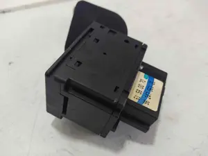 Foto de MANDO LIMPIA CITROEN XANTIA BERLINA 2.0 HDi CAT (RHY / DW10TD) (90 CV / 66 KW) referencia 61580070 foto 4