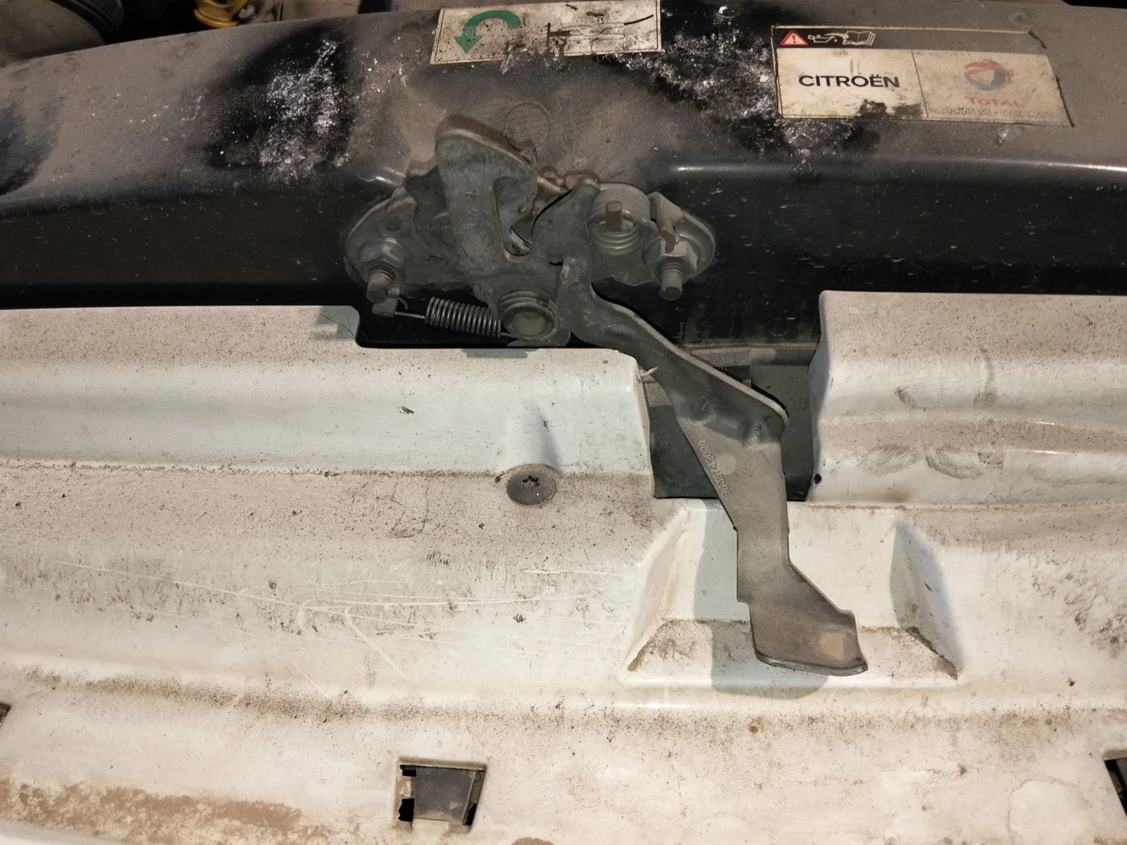 Foto de CERRADURA CAPO CITROEN XSARA PICASSO