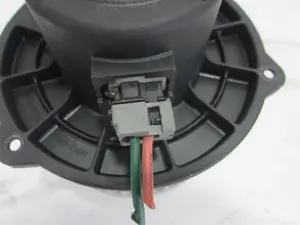 Foto de MOTOR CALEFACCION HYUNDAI MATRIX (FC) 1.6 CAT (103 CV / 76 KW) referencia 9711317000 foto 4
