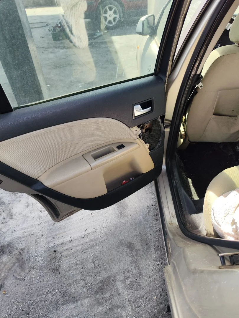 Foto de ELEVALUNAS TRASERO IZQUIERDO FORD MONDEO BERLINA (GE) 2.0 TDCi CAT (131 CV / 96 KW) referencia 1320875