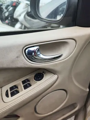 Foto de MANETA INTERIOR DELANTERA IZQUIERDA JAGUAR X-TYPE 2.1 V6 24V CAT (156 CV / 115 KW)