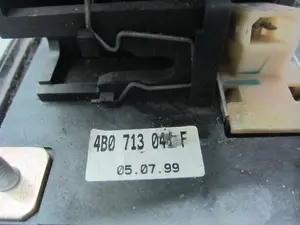Foto de PALANCA CAMBIO AUDI A4 AVANT (B5) referencia 4B0713041F foto 5