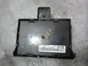 Foto de CAJA RELES / FUSIBLES RENAULT CLIO III 1.2 (75 CV / 55 KW) referencia 8200383473 foto 6