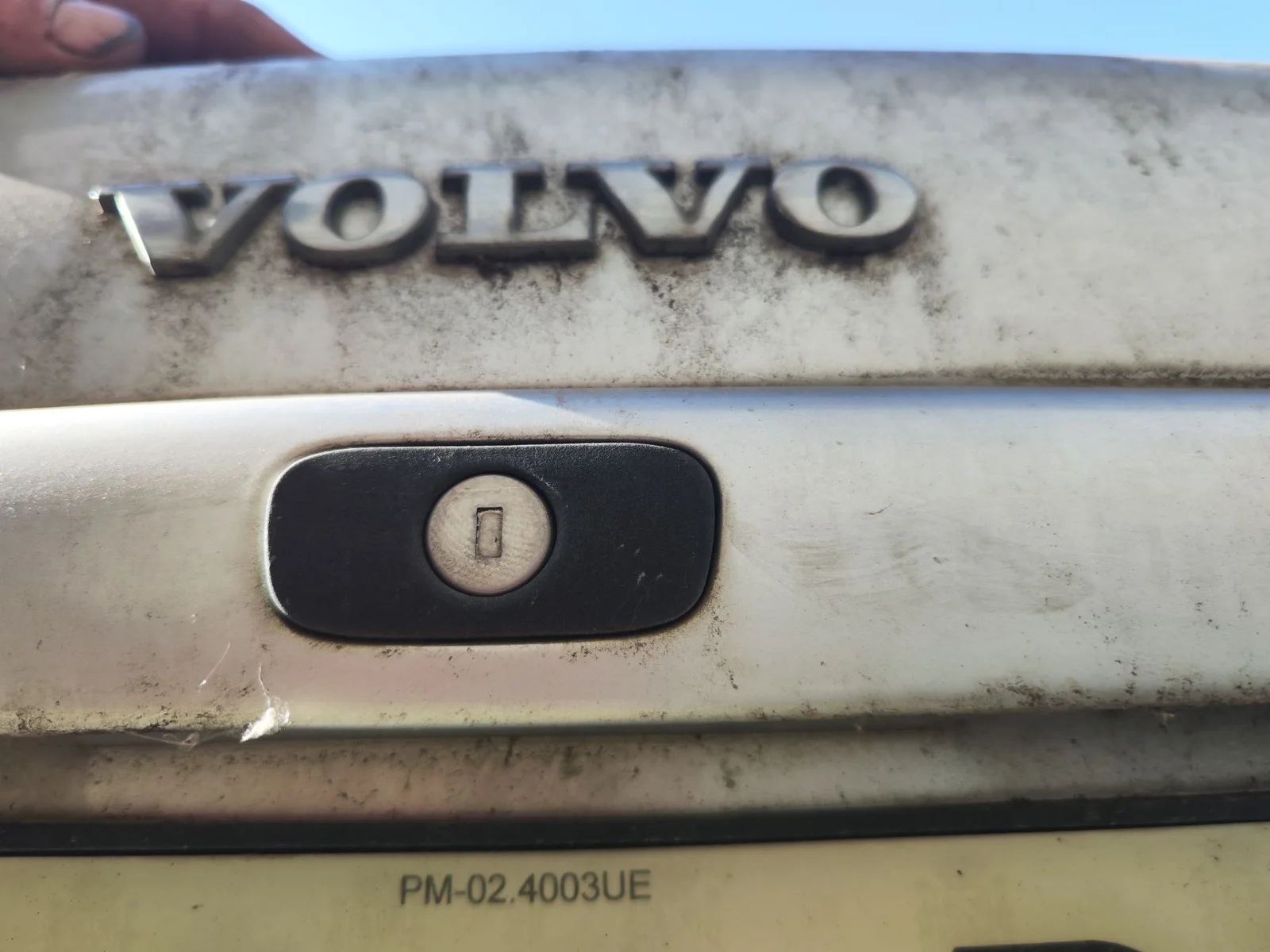 Foto de CERRADURA MALETERO / PORTON VOLVO S40 BERLINA 1.9 Diesel CAT (116 CV / 85 KW)