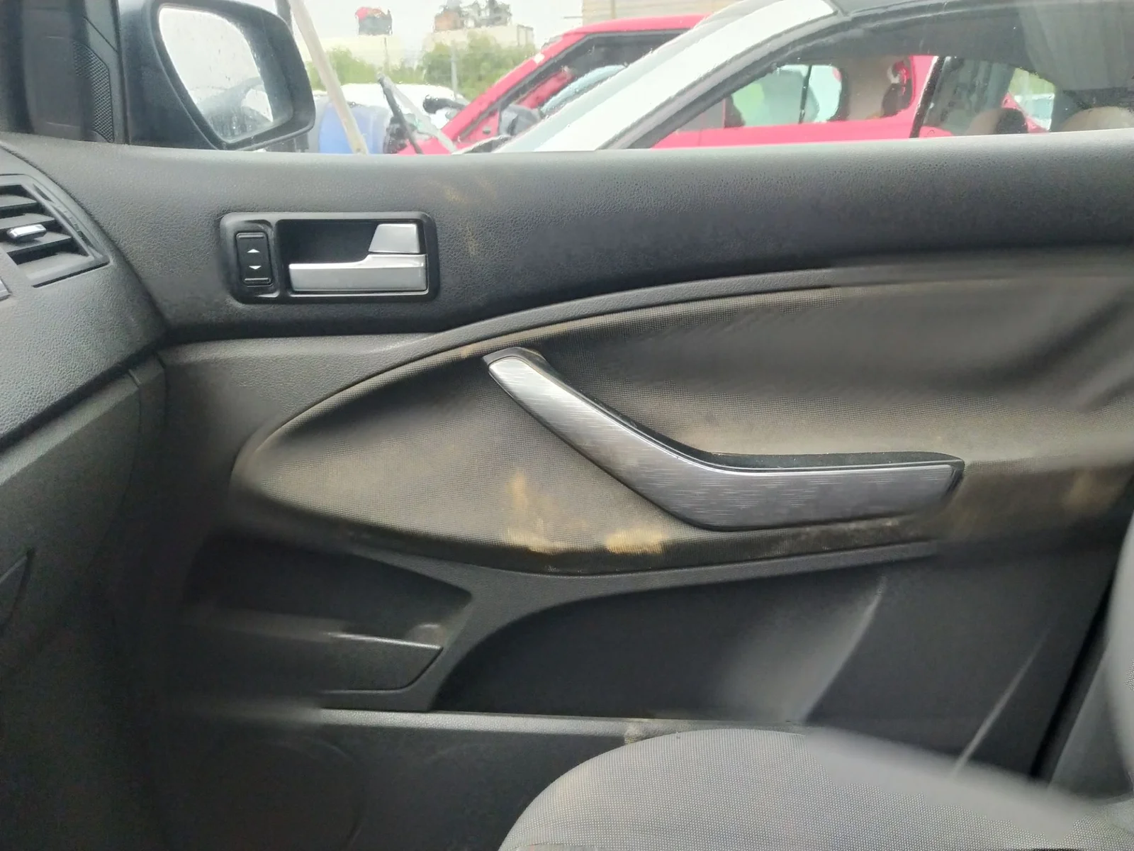 Foto de MANETA INTERIOR DELANTERA DERECHA FORD C-MAX (CB3)(2007) 1.8 TDCi Turbodiesel CAT (116 CV / 85 KW) referencia 1470115