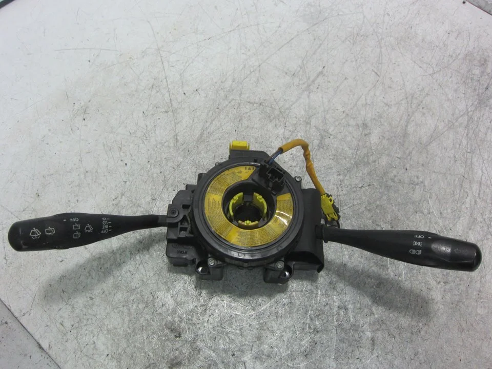 Foto de MANDO MULTIFUNCION HYUNDAI ATOS (EM) 1.1 12V CAT (63 CV / 46 KW)
