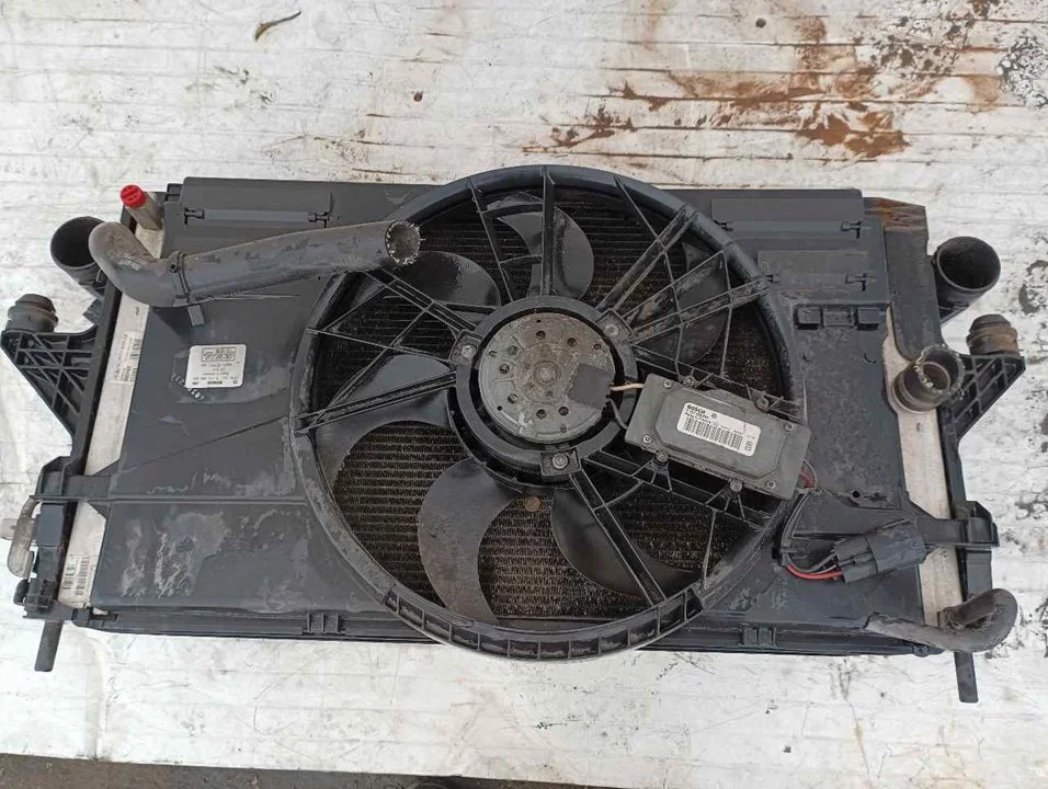 Foto de ELECTROVENTILADOR VOLVO S40 BERLINA 2.5 20V Turbo CAT (220 CV / 162 KW) referencia 3M518C607GB