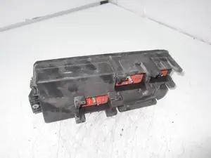 Foto de CAJA RELES / FUSIBLES OPEL VECTRA C BERLINA 2.0 DTI (101 CV / 74 KW) referencia 460028260 foto 5
