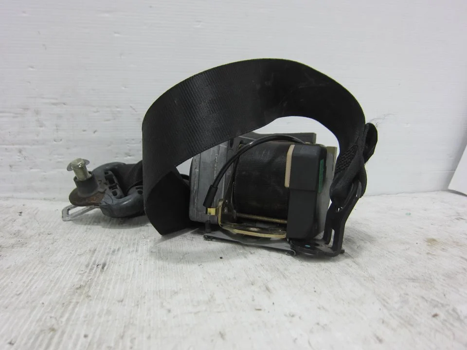 Foto de CINTURON SEGURIDAD DELANTERO IZQUIERDO SKODA OCTAVIA COMBI (1U5) 1.9 TDI (101 CV / 74 KW) referencia 1U4857701C