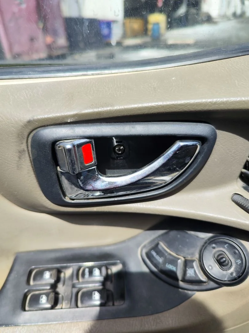 Foto de MANETA INTERIOR DELANTERA IZQUIERDA HYUNDAI SANTA FE (SM) 2.4 CAT (146 CV / 107 KW)
