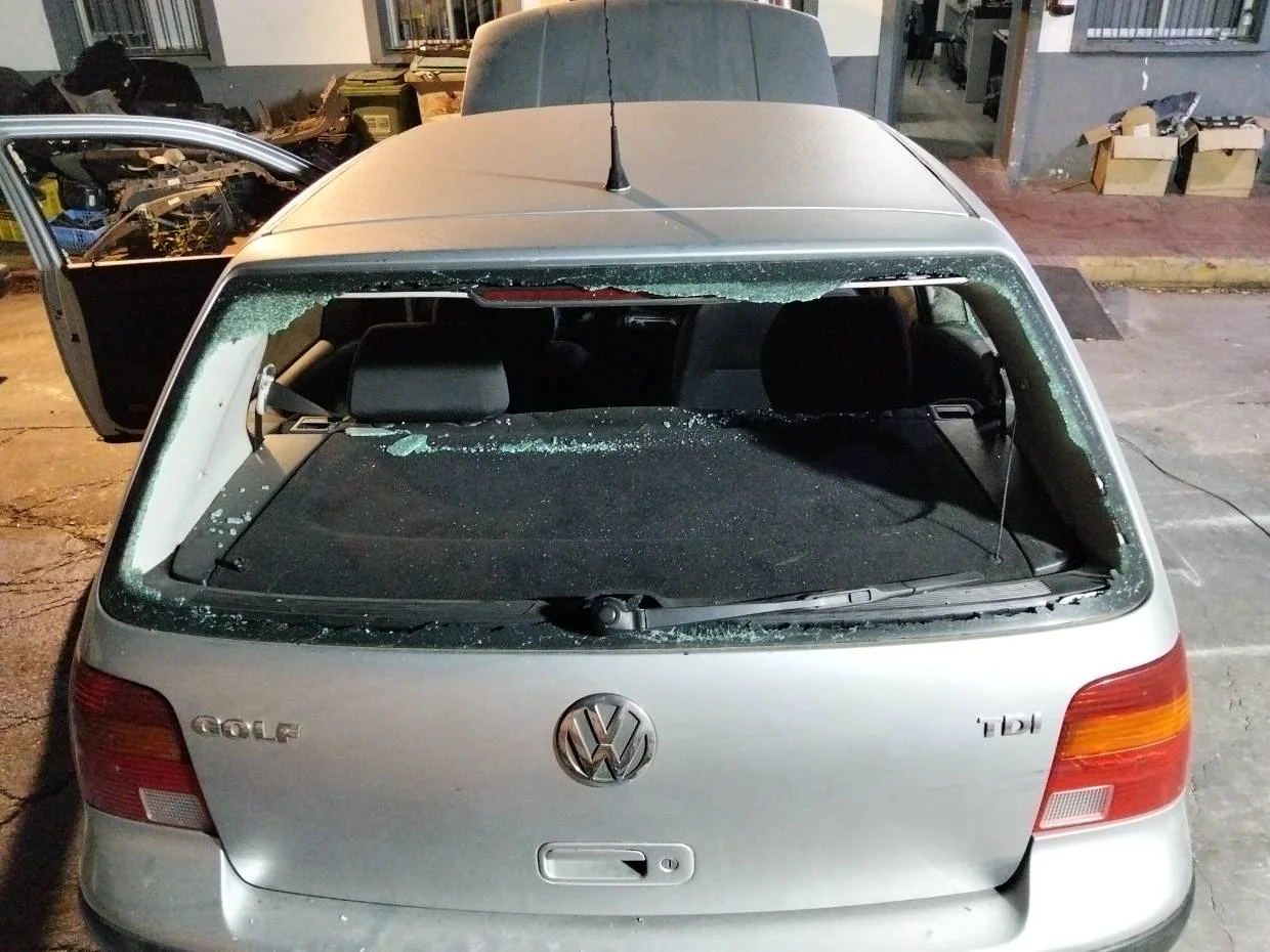 Foto de PORTON TRASERO VOLKSWAGEN GOLF IV BERLINA (1J1)(10.1997)