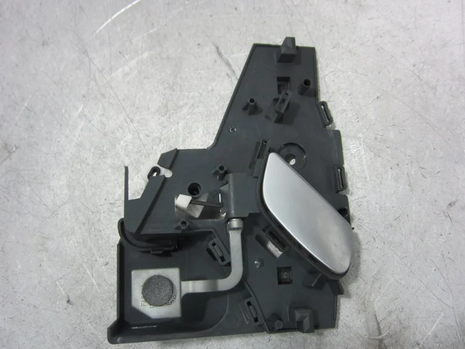 Foto de MANETA INTERIOR TRASERA DERECHA CITROEN C5 BERLINA 1.8 CAT (6FZ / EW7J4) (116 CV / 85 KW) referencia 9641315777