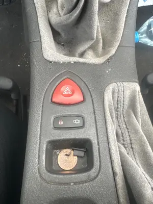Foto de WARNING RENAULT LAGUNA II (BG0) 2.0  (135 CV / 99 KW)