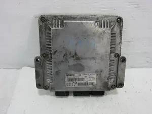 Foto de CENTRALITA MOTOR UCE SEAT AROSA (6H1) 1.0 (50 CV / 37 KW) referencia 0281010594 foto 1