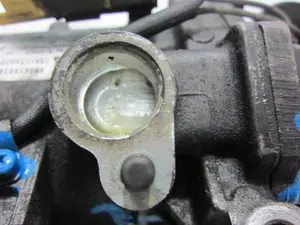 Foto de COMPRESOR AIRE ACONDICIONADO CITROEN C-ELYSÉE referencia 9806599380 foto 9